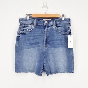 NWT 7 For All Mankind Luxe Vintage Raw Hem Denim Short Medium Wash Blue 32